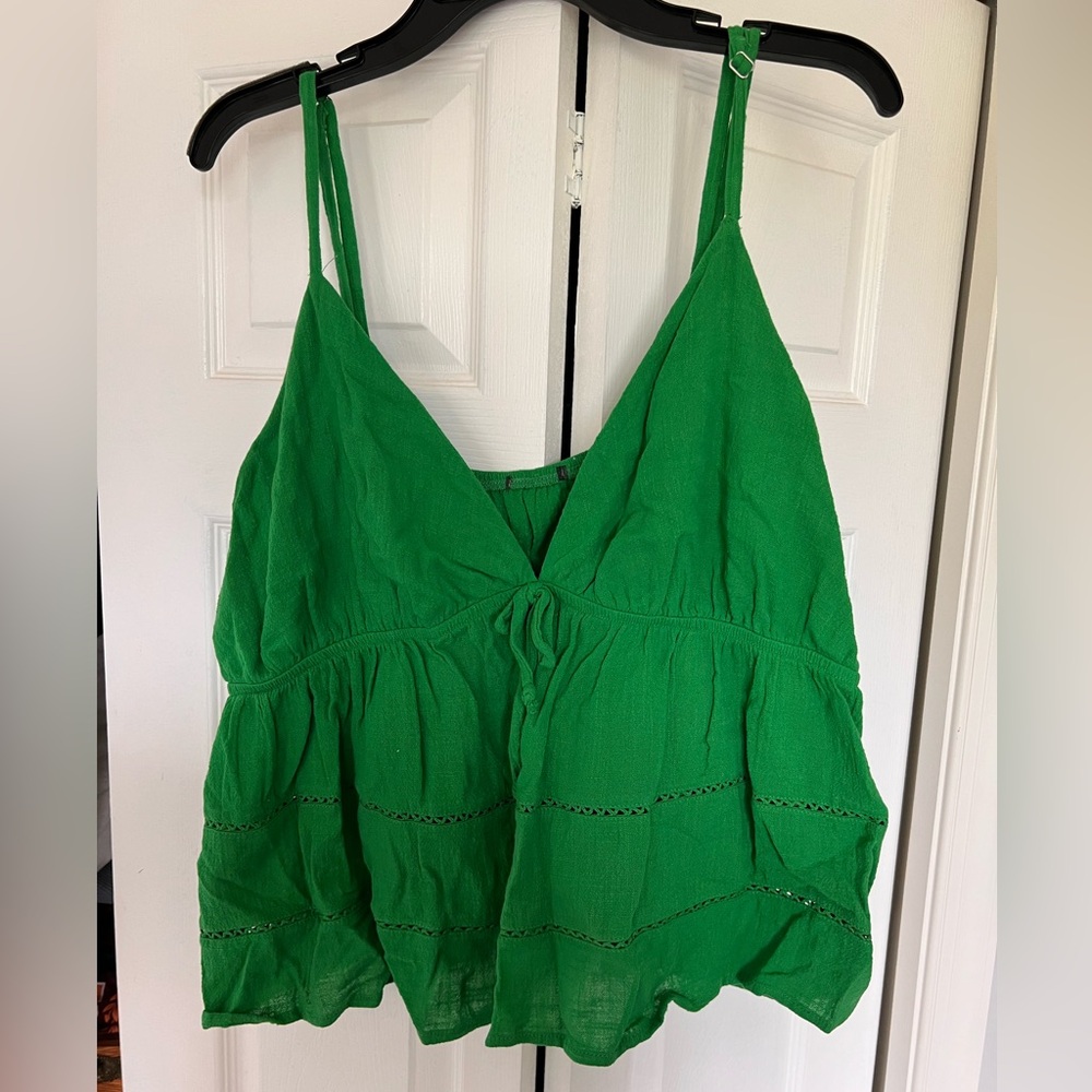 Universal threads summer tank!
